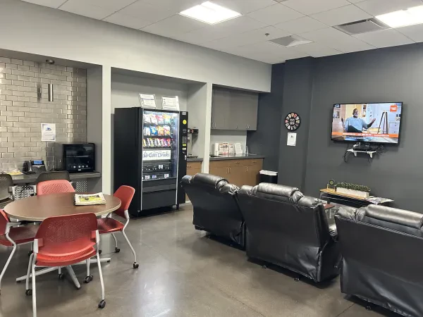 Ascendance Truck Centers - photo 3
