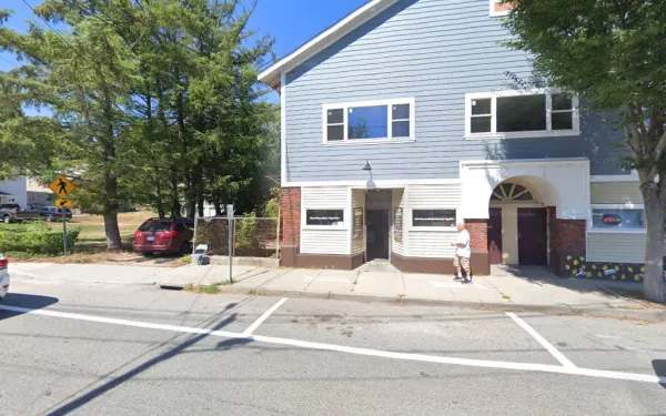 Auto Color Enterprises Inc - photo 2