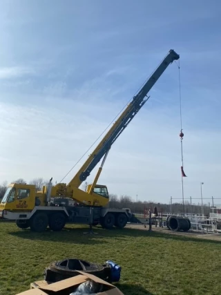 T R Crane & Towing Service