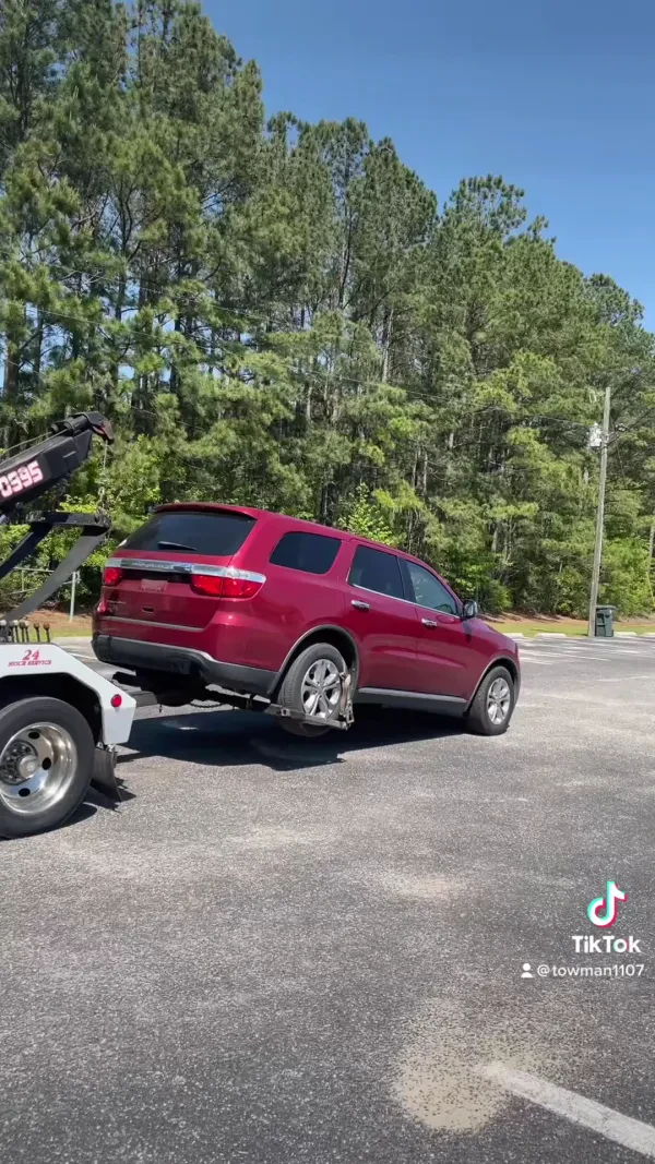 J&L Towing Recovery & Roadside Service - photo 2