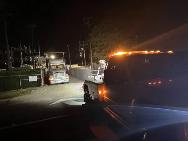 J&L Towing Recovery & Roadside Service - photo 4