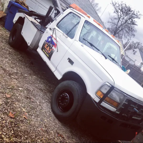 K&J Towing And Auto Repair - photo 3