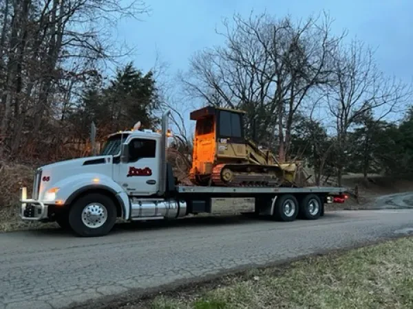 Fred's Towing & Transport - photo 3