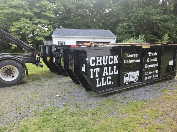 Chuck It All! Trash & Junk Removal - photo 4