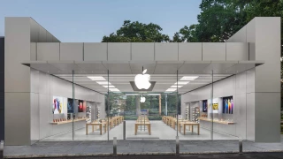Apple Manhasset