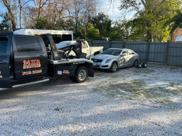 L and T Towing - photo 3