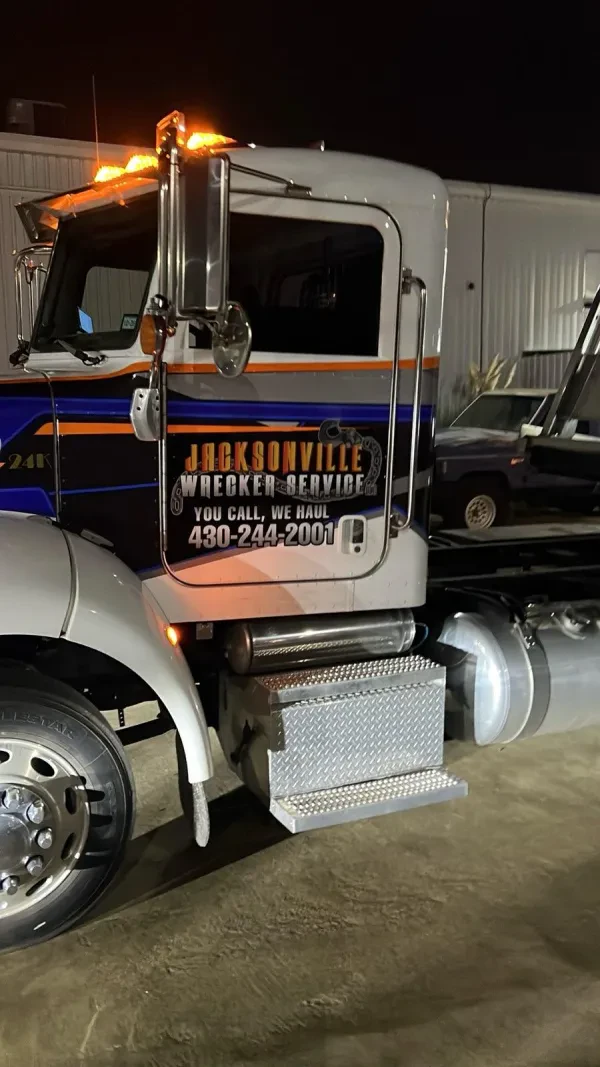Jacksonville Wrecker Service, LLC - photo 3
