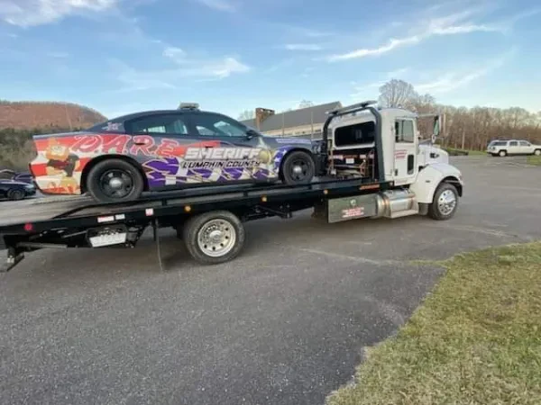 Hardin Towing - photo 2