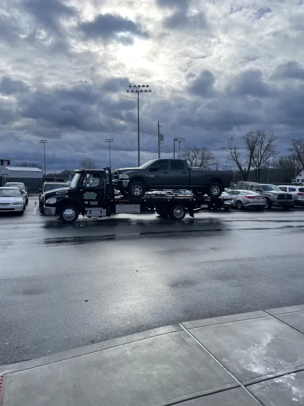 Racine Towing & Recovery LLC - photo 2