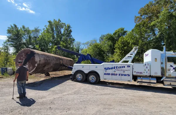 Shelton's Towing & Recovery LLC - photo 2