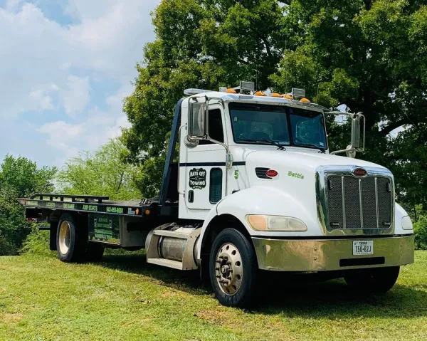 Hats Off Towing - photo 3