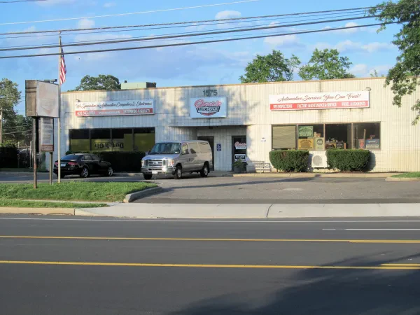 Ossie's Auto Repair - photo 4