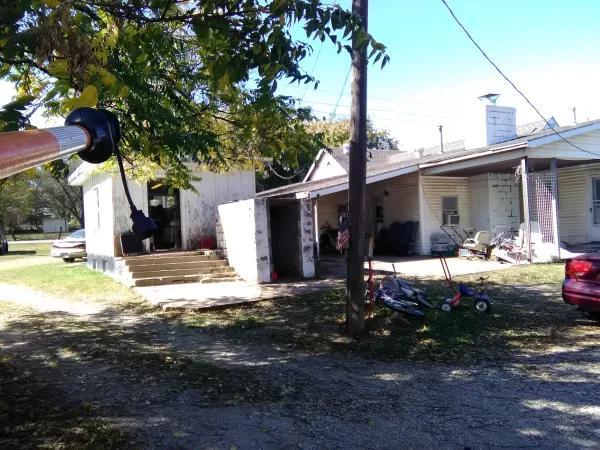 Phillips Auto Services - photo 2