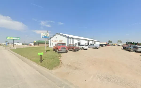 Randy's Body Shop & Towing - photo 2