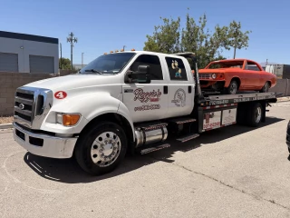 Reggies Towing LLc