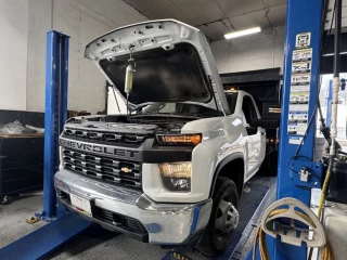 Bay Hundred Auto