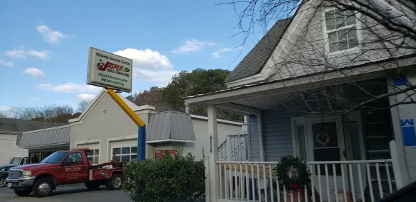 Willard's Service Center - photo 2