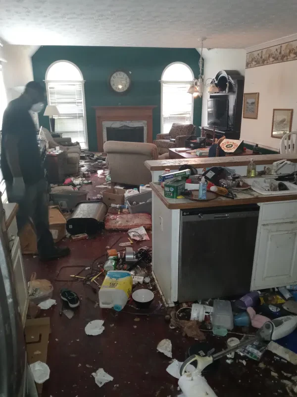Best Hauling & Junk Removal - photo 2