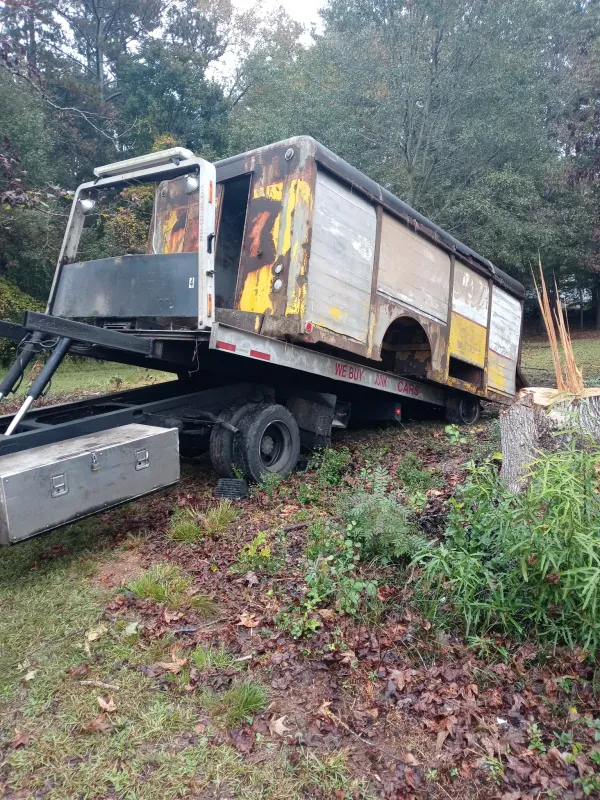 Best Hauling & Junk Removal - photo 4