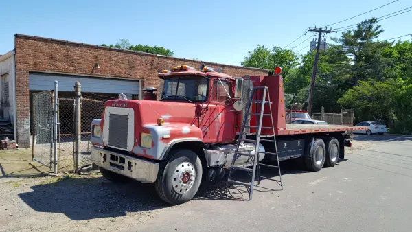 Swieck's Auto Body Corporation - photo 4