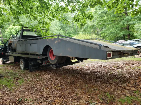 Smith Bros 24–hour Towing - photo 3
