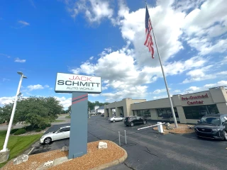 Jack Schmitt Auto World