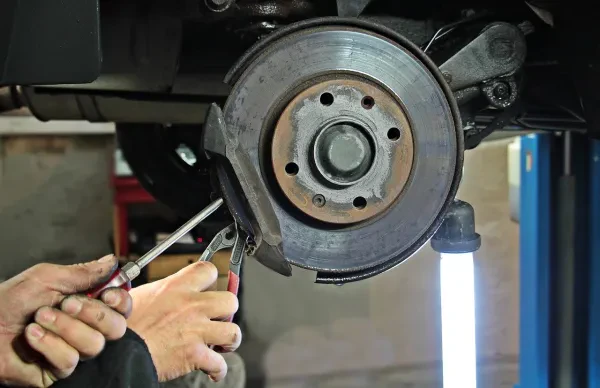 Bobbitt Boys Auto Repair & Towing - photo 4