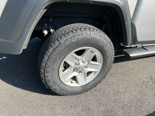 Creonte Tire and Auto Repair - photo 4