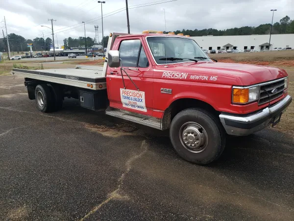 Precision Towing and Unlock - photo 2