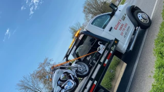 Gilroy's Towing & Auto Repair