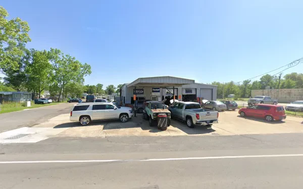 Moheng's Garage - photo 2