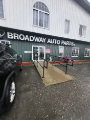 LKQ Broadway