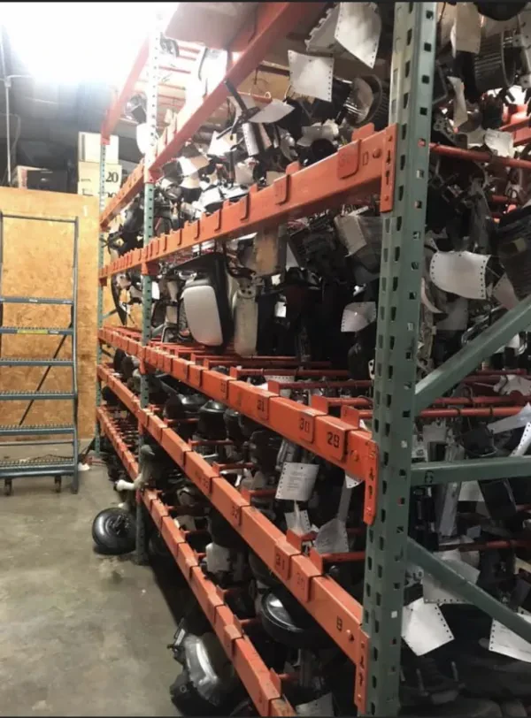 Hunt's Auto Parts - photo 2