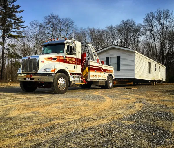 Lisi's Towing Service - photo 2