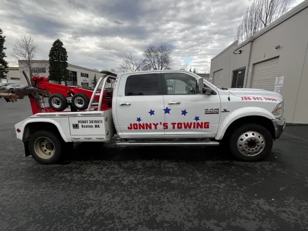 Jonny's Towing - photo 3