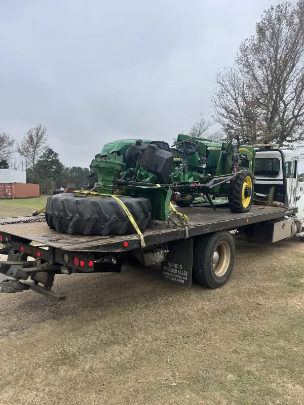 R&M Towing - photo 3