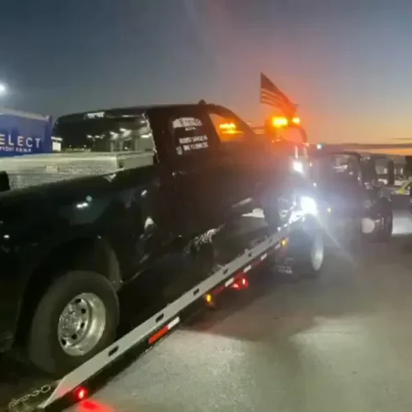 Get Em Gone Towing - photo 4