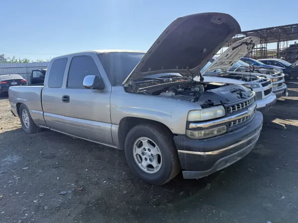 H Auto Parts & Recycling 559 - photo 3