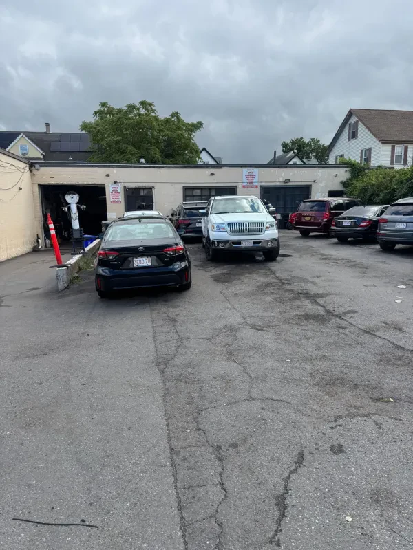Josue auto repair - photo 2
