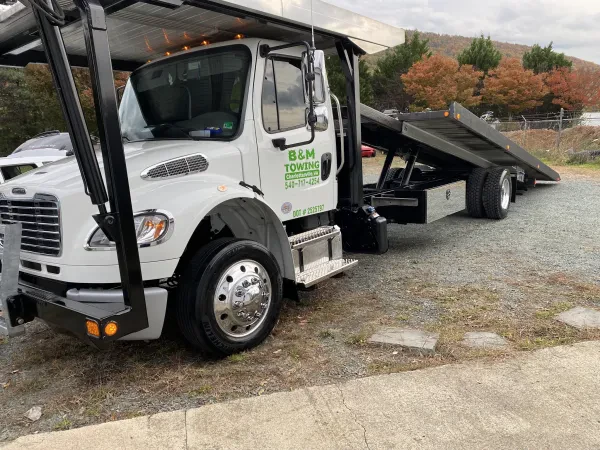 B&M Towing - photo 3