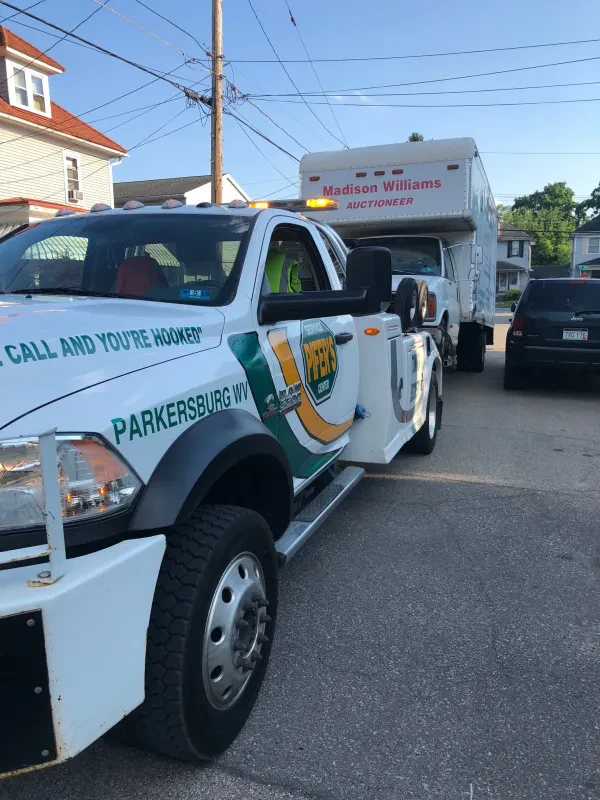 Pifer's Towing and Recovery - photo 4