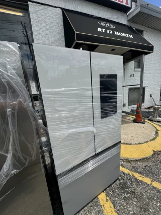 DISCOUNT APPLIANCE WAREHOUSE