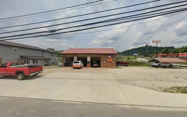 Hubie's Auto Repair - photo 2