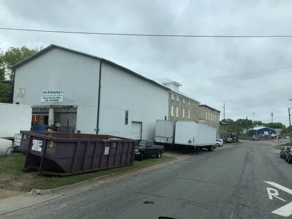 D & M Recycling - photo 2