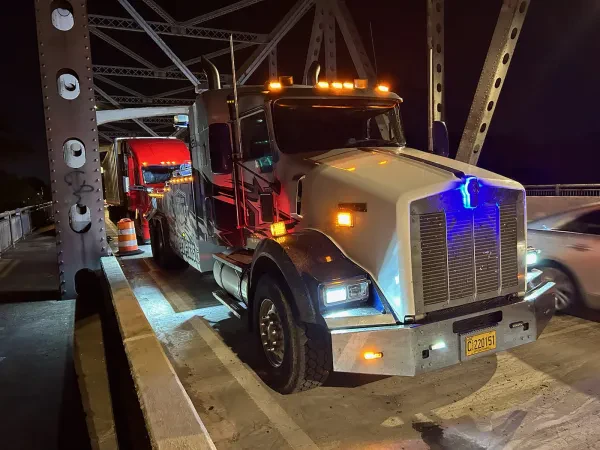 The Body Shop Towing and Recovery - photo 4
