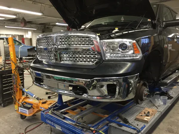 Mike's Service Auto Body - photo 2