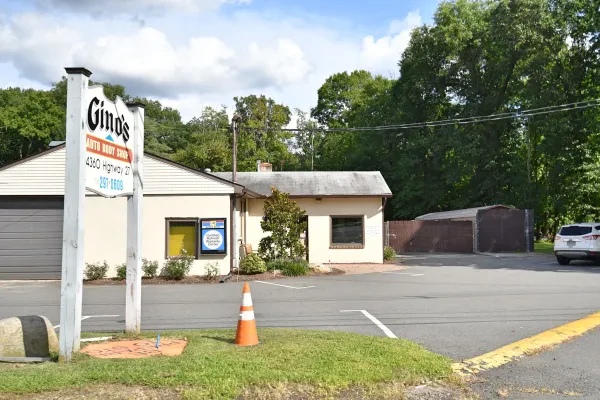 Gino's Auto Body Shop - photo 2