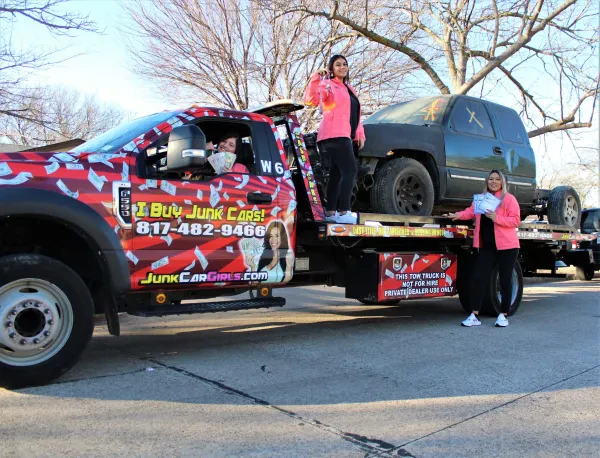 Junk Car Girls - photo 3