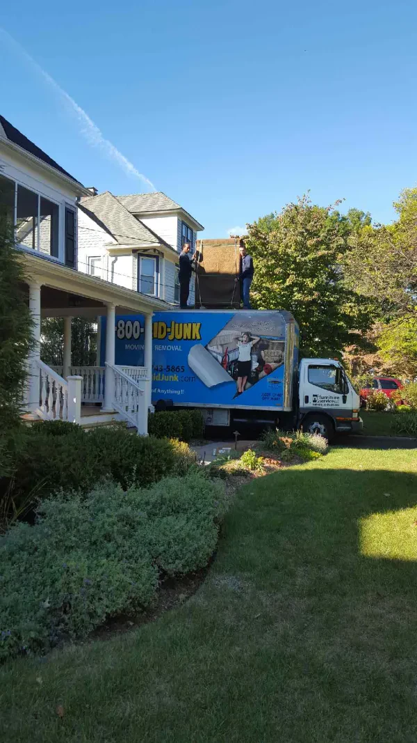 1-800-RID-JUNK - photo 4