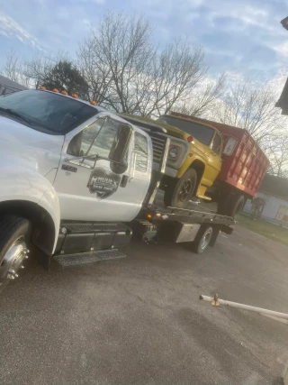 Rhodes Towing & Transport LLC